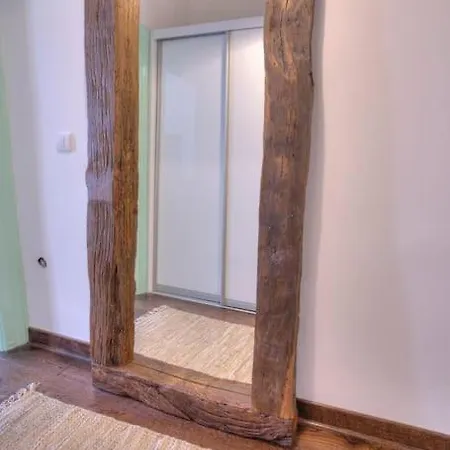 Knez アパート ベオグラード