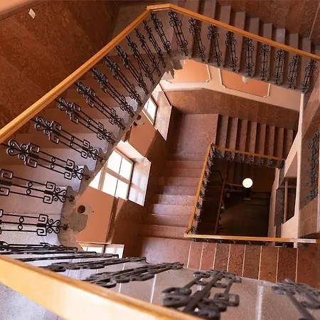 Knez アパート ベオグラード